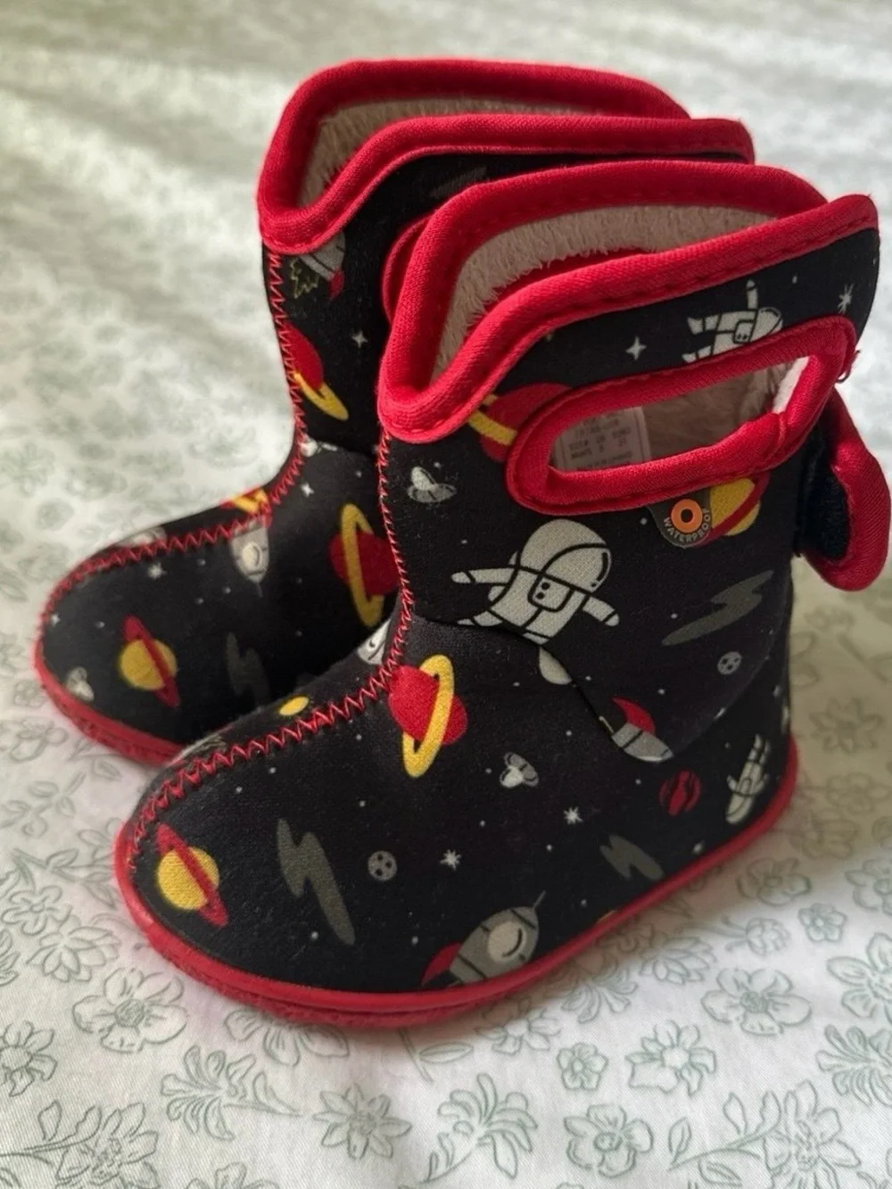 Bogs Kids Space Rocket Black and Red Insulated Boots